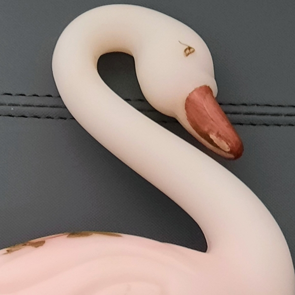 Fenton Glass Satin Rosalene Pink Swan Figurine Hand Painted Artist Signed - Picture 15 of 16